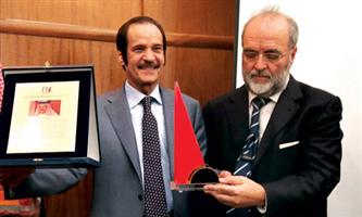 بخبرتكم الكبيرة جعلتم (الجزيرة) في مصاف أبرز الصحف العربية 