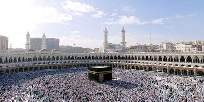 إمام الحرم المكي «الشريم»: النقص والتقصير طبيعة بشرية وخير الخطائين التوابون 