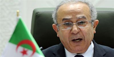 الجزائر تنفي وجود خلاف مع مصر حول أزمة ليبيا 