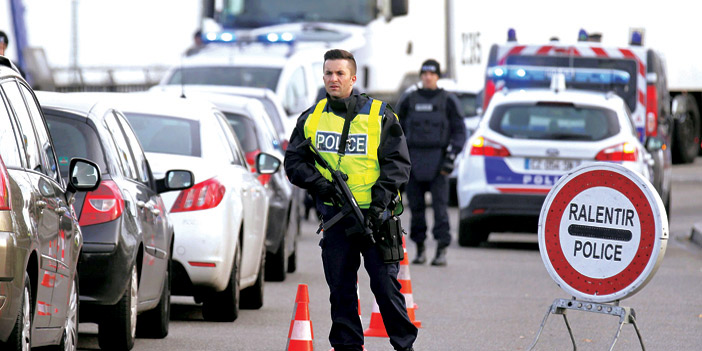 صدمة كونية بعد الاعتداءات الإرهابية في باريس 