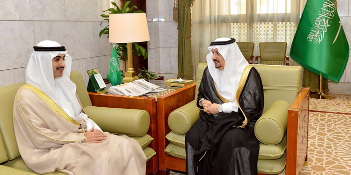  الأمير فيصل بن بندر يستقبل سفير دولة الكويت لدى المملكة