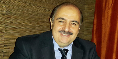 خارج الميدان - المذيع والمعلق العربي القانوني ياسر علي ديب لخارج الميدان: 