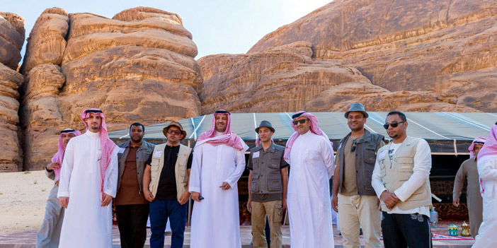 سلطان بن سلمان وفيصل بن سلمان يفتتحان مخيم مداخيل السياحي الصحراوي بالعلا 