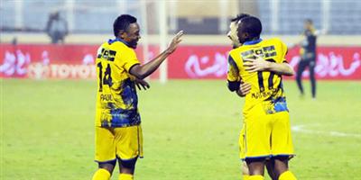 قطبا بريدة يعانقان المطر 