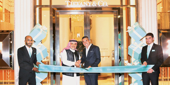 تيفاني آند كو تفتتح أكبر متاجرها في مركز المملكة 