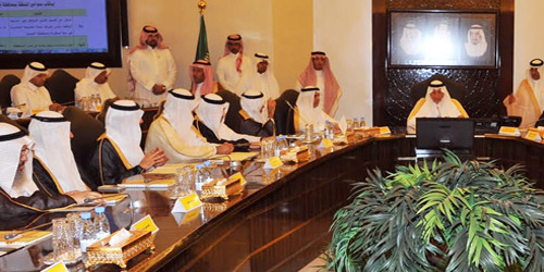 أمير مكة يترأس اجتماع مجلس المنطقة