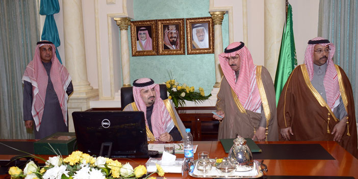  جانب من التكريم أثناء الحفل