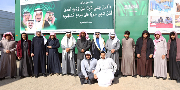  محافظ البكيرية مع منسوبي التعليم والطلاب