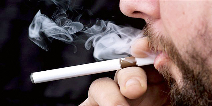 ارتباط التدخين والتدخين السلبي بالعقم وانقطاع الطمث المبكر 