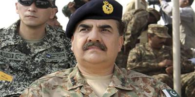 قائد الجيش الباكستاني يصادق على أحكام بإعدام تسعة إرهابيين  
