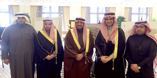  لقطة جماعية مع الأمير فيصل
