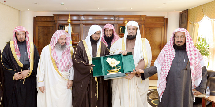  السند يكرم ثلاثة أعضاء من مركز هيئة الإمام أحمد بن حنبل