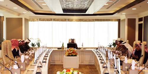  الفالح يترأس اجتماع الضمان الصحي