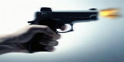 «مختل» يحتجز عائلته تحت تهديد السلاح 