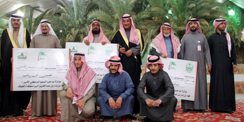  التمياط مع الفائزين الثلاثة