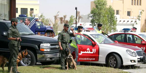  مجموعة من قوات الأمن الإماراتي