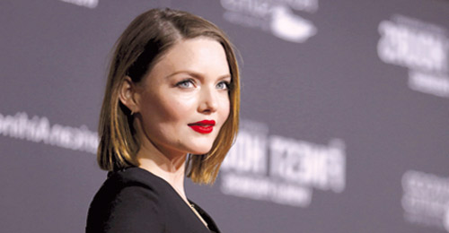 هوليداي تحضر حفل افتتاح «The Finest Hours» 