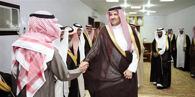 الأمير فيصل بن سلمان يتفقد محافظة العيص ويدشن عدة مشاريع تنموية وخدمية 