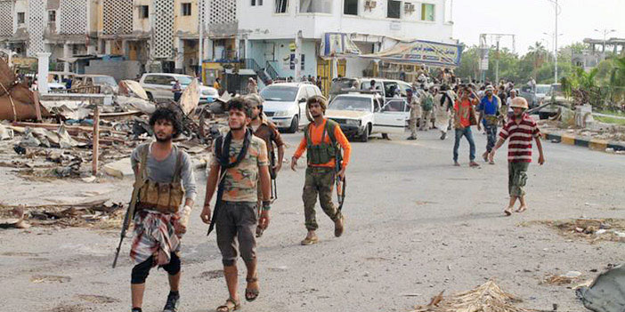  مدينة شبوة أصبحت بين فكي الحوثيين والقاعدة