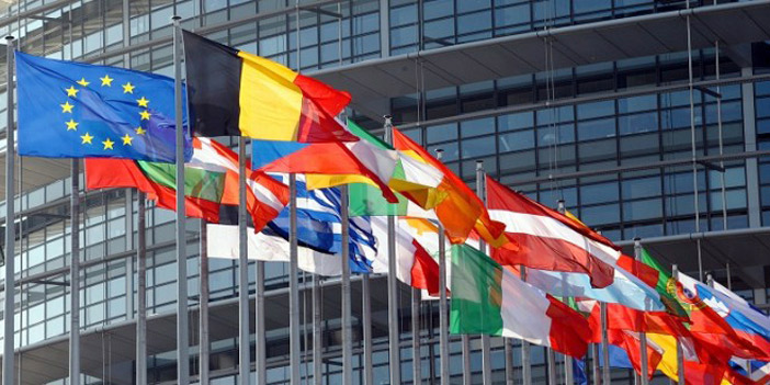  أعلام الدول الأعضاء في الاتحاد الأوروبي