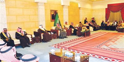 الأمير فيصل بن بندر: دور المليك كبير في تأسيس الأمن في هذه البلاد وله من الأعمال ما تشهد به العطاءات 