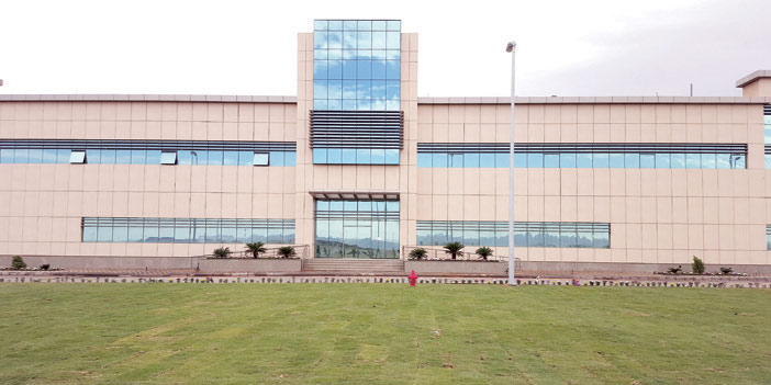 لتمويل أحدث مصانعها الدوائية 