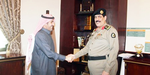  محافظ القريات يستقبل اللواء الشراري