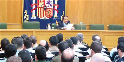 سفير خادم الحرمين الشريفين لدى إسبانيا يحاضر في المركز الأعلى للدراسات الدفاعية والاستراتيجية 