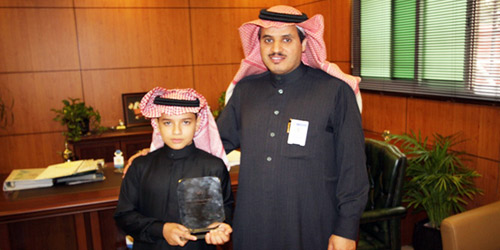  عبدالعزيز الفوزان والطالب فيصل المسعري