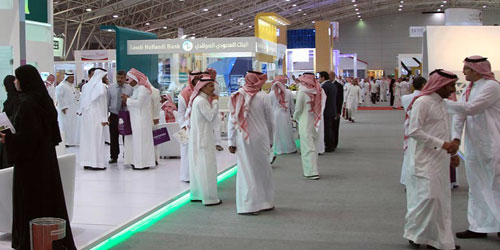 برعاية وزير الإسكان ووسط اهتمام واسع 