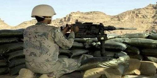 استشهاد جندي بمقذوف من داخل اليمن بظهران الجنوب 