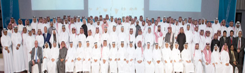  صورة جماعية لمنسوبي بنك الرياض