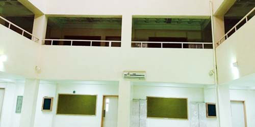  أحد المباني