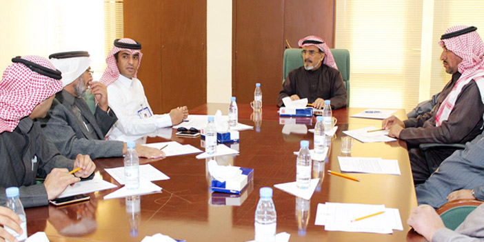  ابن لبدة مترئساً الاجتماع