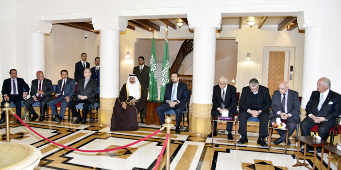  السفير عسيري مع الوفود السياسية والدينية