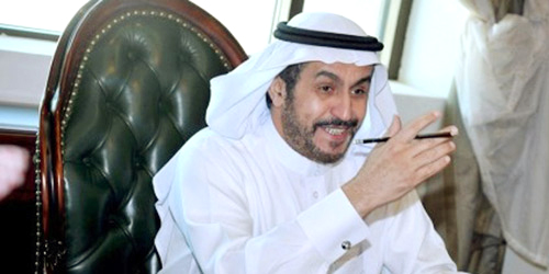  المحافظ خلال الاجتماع