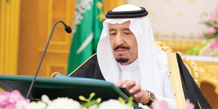 خادم الحرمين الشريفين رأس جلسة مجلس الوزراء 