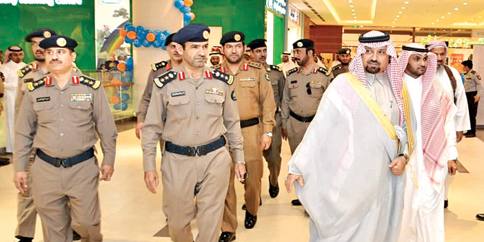  محافظ الخرج أثناء تدشين اليوم العالمي للدفاع المدني