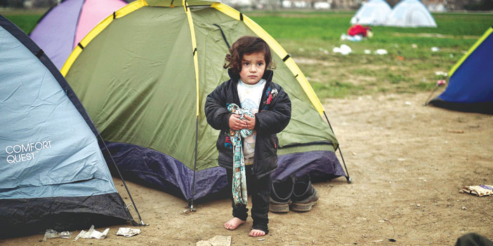  طفلة في أحد مخيمات اللاجئين