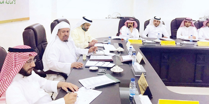  جانب من اجتماع مجلس بلدي بريدة