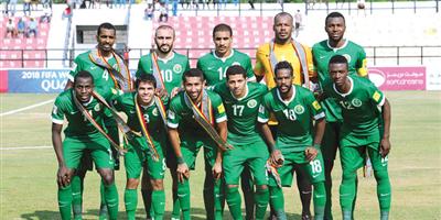 «الأخضر» يستعد لماليزيا.. والإمارات بـ(32) لاعباً 