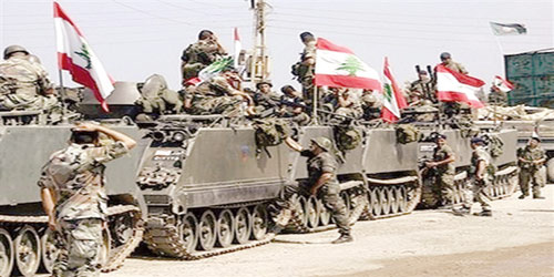  قوة من الجيش اللبناني أثناء التصدي لهجوم قرب الحدود السورية