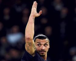 إبراهيموفيتش يلمح إلى رحيله عن صفوف سان جرمان 