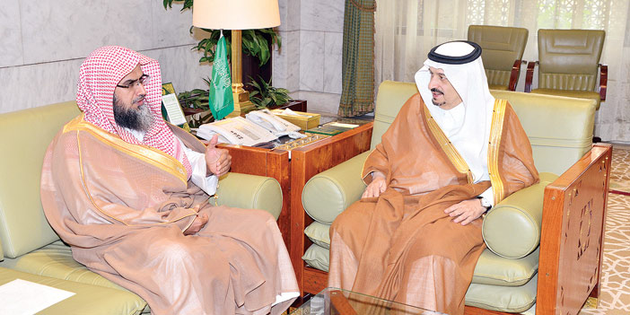  الأمير فيصل بن بندر مستقبلاً رئيس المحكمة الجزائية