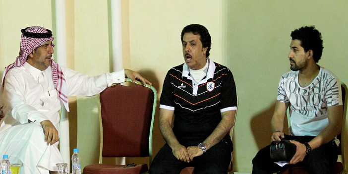  القريني واصل اجتماعاته بمدير الكرة وقائد الفريق