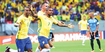 تصفيات أمريكا الجنوبية.. البرازيل من دون نيمار في مهمة صعبة ضد البارغواي 