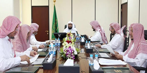  رئيس ديوان المظالم مترئسا الاجتماع