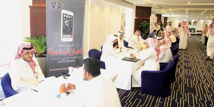 حضور ضعيف من طالبي العمل شهده برنامج التوظيف لصيانة وبيع الجوالات