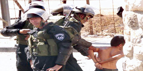   قوات الاحتلال تواصل اعتقالها للفلسطينيين