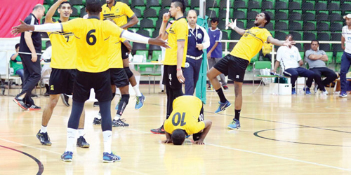  الاتحاد فجر المفاجأه وهزم الهلال